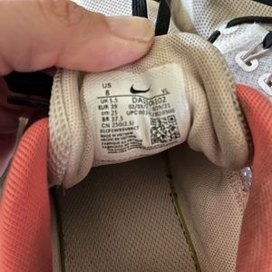 Nike Womens  size 8 sneakers been in storage needs to be washed